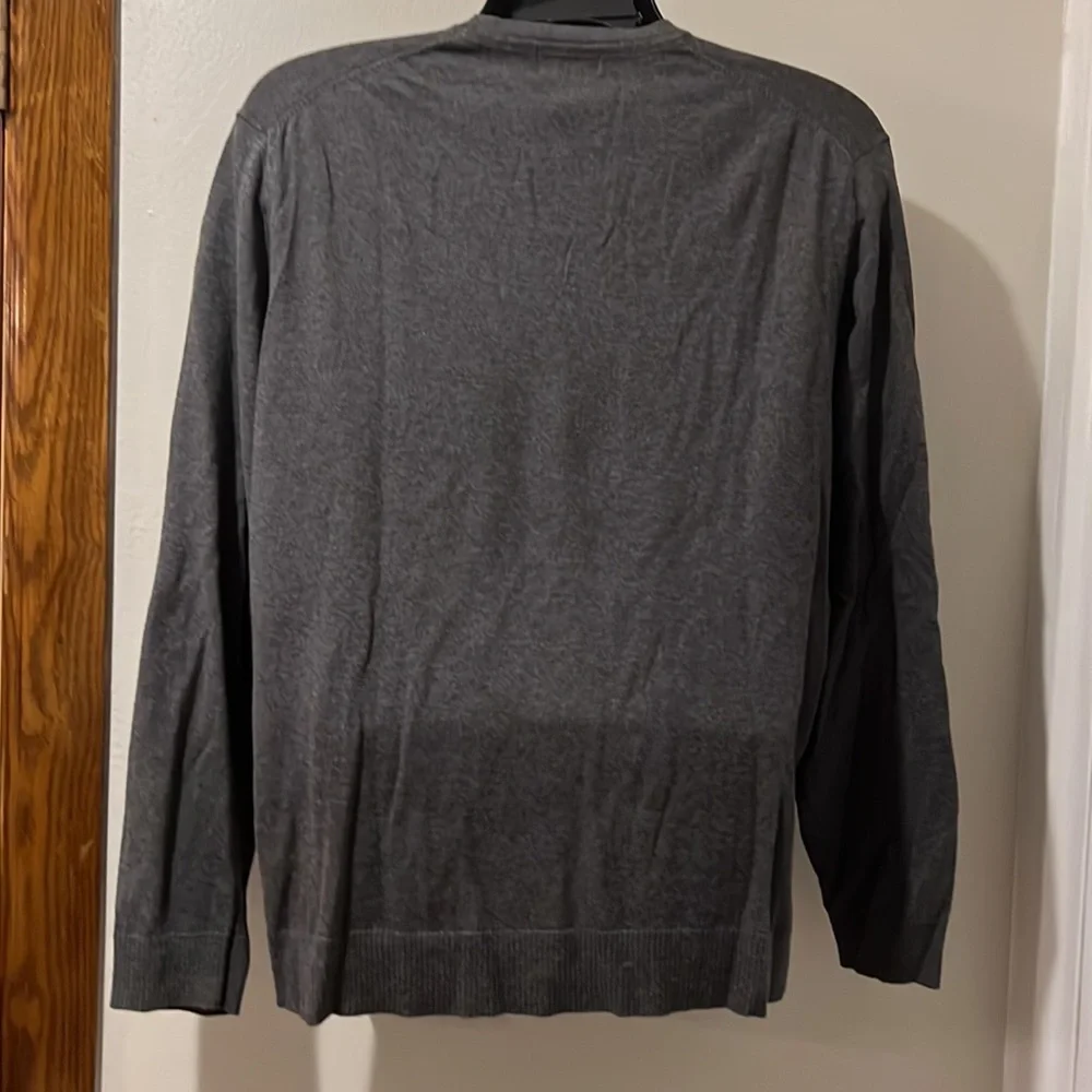 Alfani V-neck heather gray light weight sweater in size XL - Picture 2 of 7